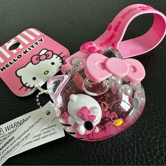 Hello Kitty Floating Kitty Liquid Key Chain - Picture 1 of 10